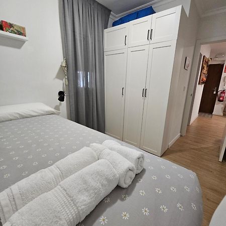 Apartamento Triana Apartment เซบีญา ภายนอก รูปภาพ