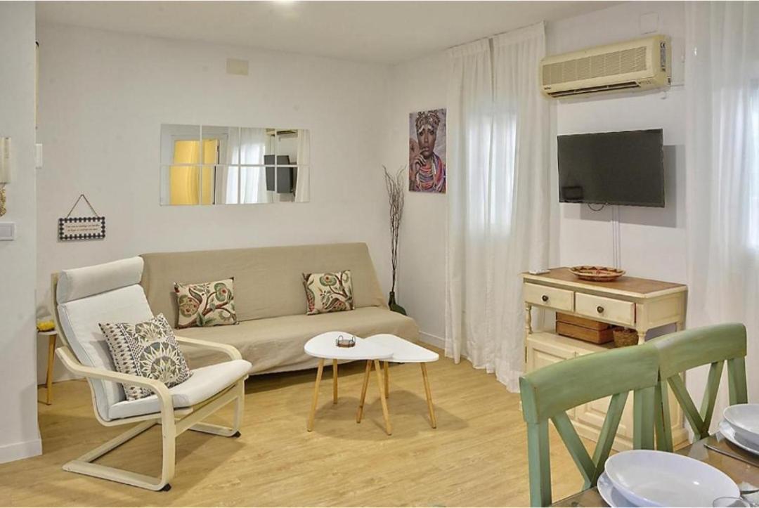 Apartamento Triana Apartment เซบีญา ภายนอก รูปภาพ