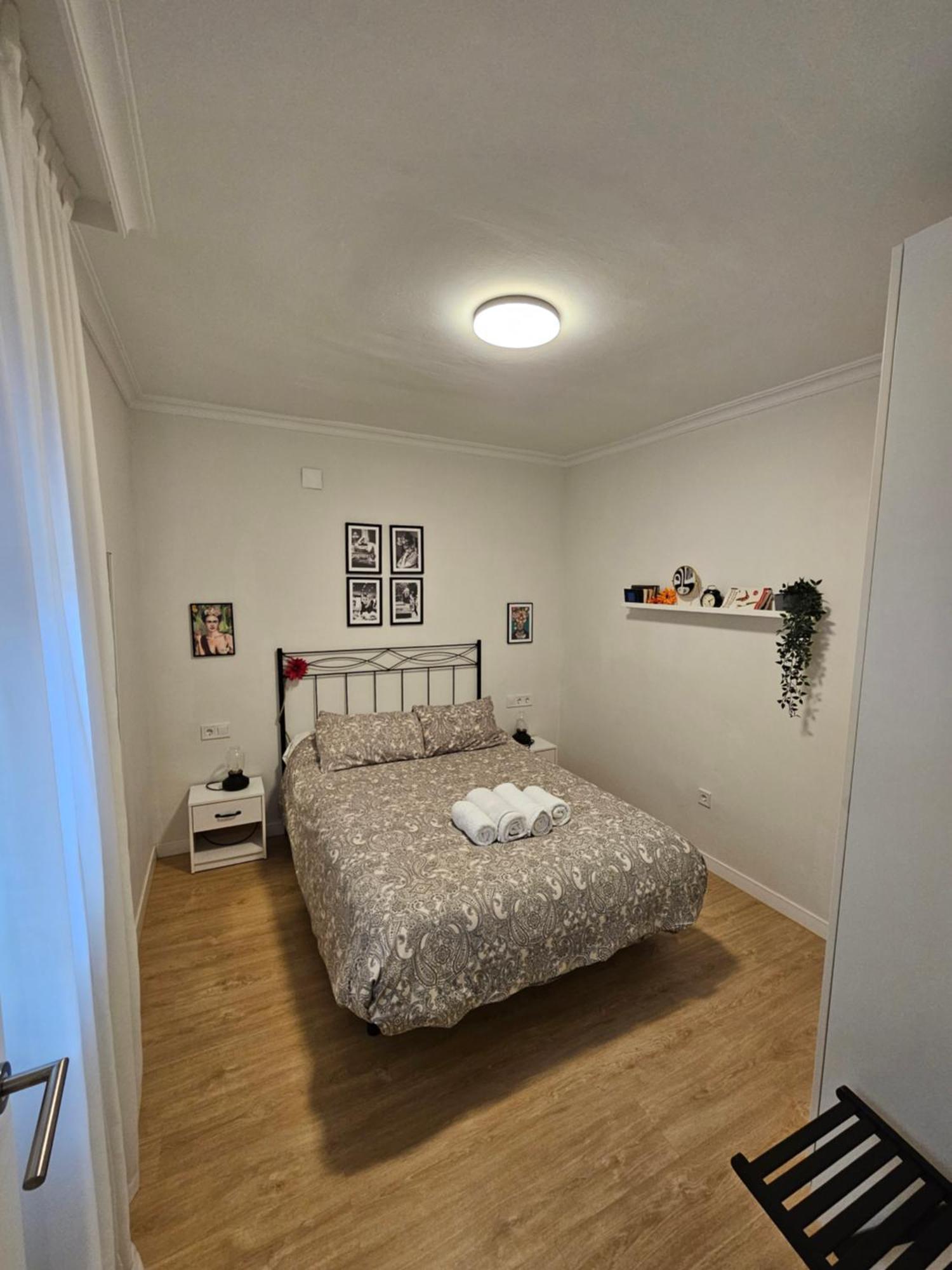 Apartamento Triana Apartment เซบีญา ภายนอก รูปภาพ