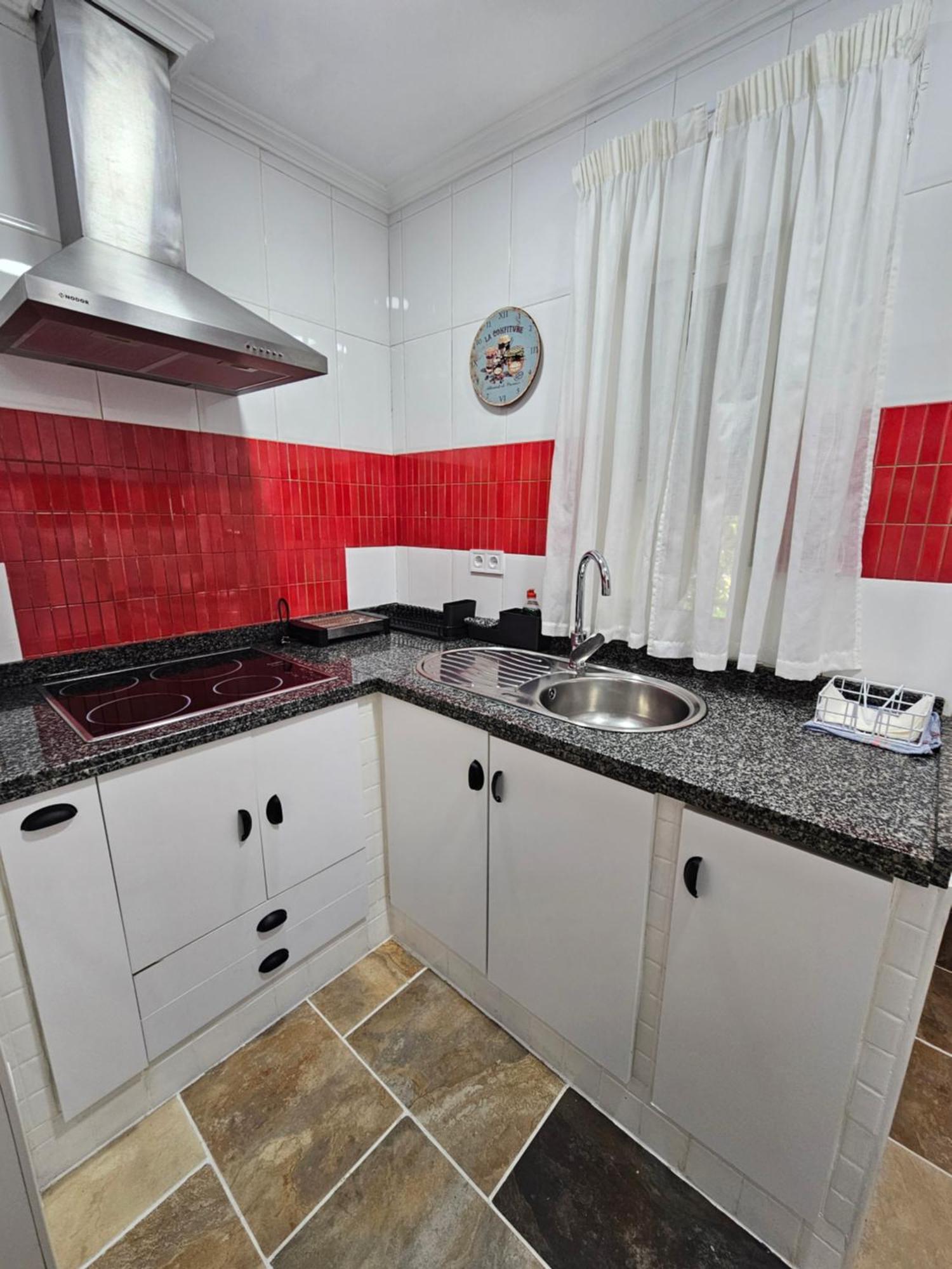Apartamento Triana Apartment เซบีญา ภายนอก รูปภาพ